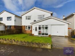 10, Windsor Drive, Magor NP26 3NG