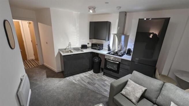 1 bed Apartment to rent Image 5