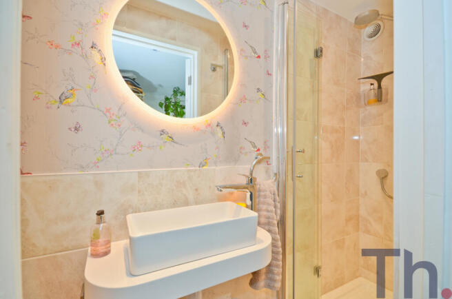 En-Suite Shower Room.JPG