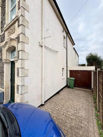 Driveway & Garage