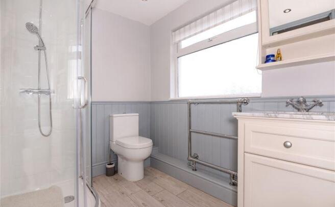 Main Bath/Shower