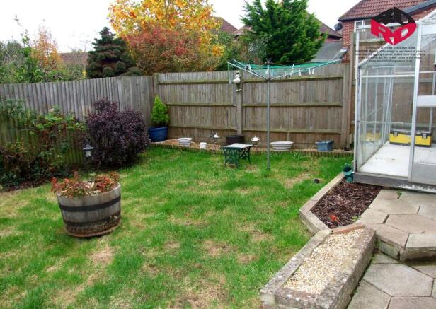 GARDEN LAWN view a