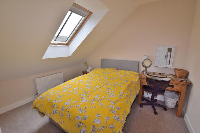 2 bed Semi-Detached for sale Image 10