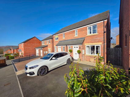 Kestrel Road, Barnsley, S75 1AL