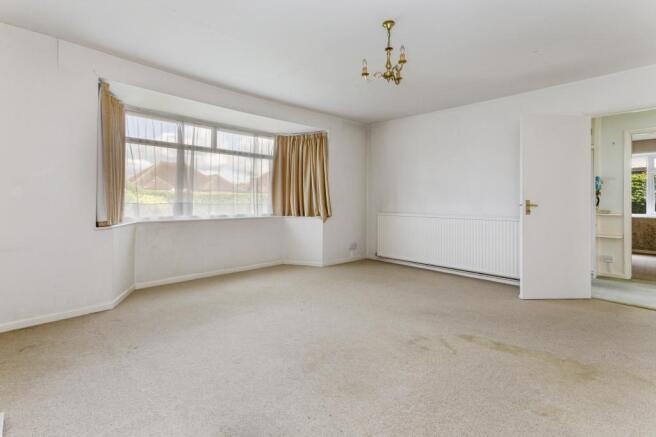 300024 22 Homecroft Drive 06.jpg