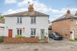 7, Garden Cottages, Harris's Alley, Canterbury CT3 1AE