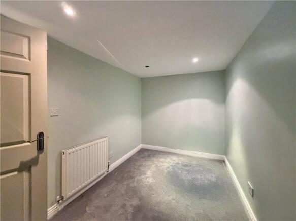 2 bed Apartment for sale Image 10