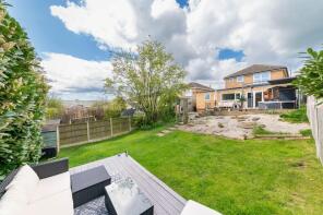 42, Park Drive, Shelley, Huddersfield HD8 8JE