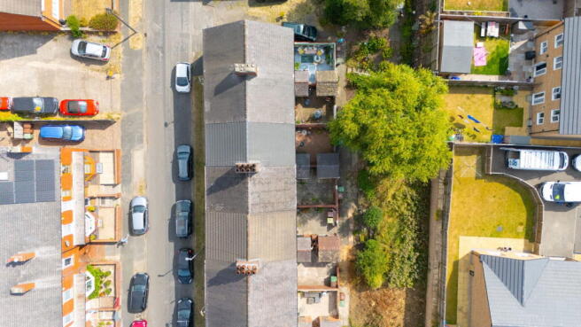 2 bed Terraced for sale Image 12