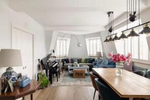 Penthouse 1, Bedford Court Mansions, Bedford Avenue, London WC1B 3AE