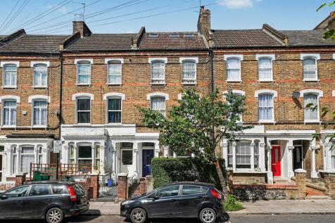 St. Thomas's Road, London, N4