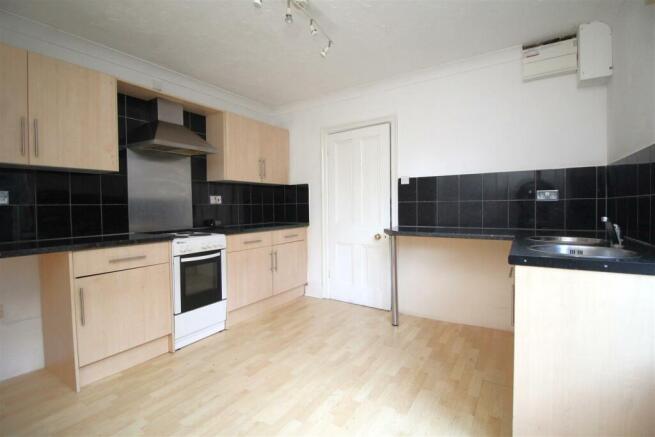 flat a kitchen .JPG