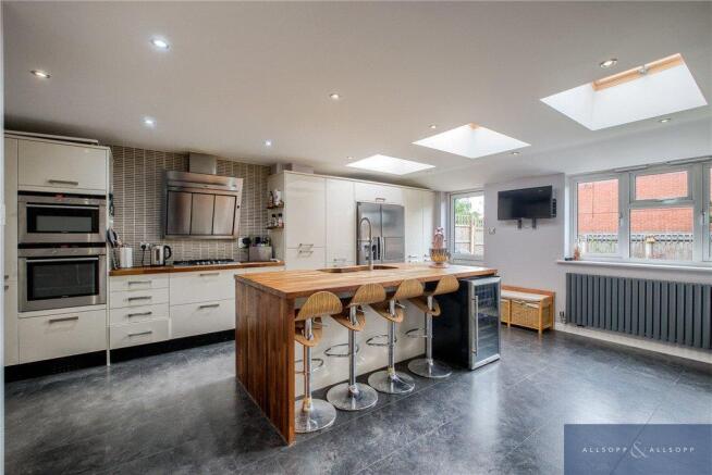 Kitchen.jpg