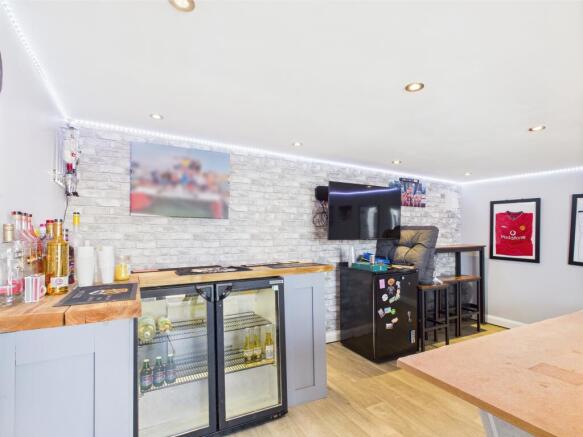 Bar 1