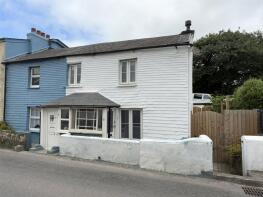 19, Polmear, Par PL24 2AT