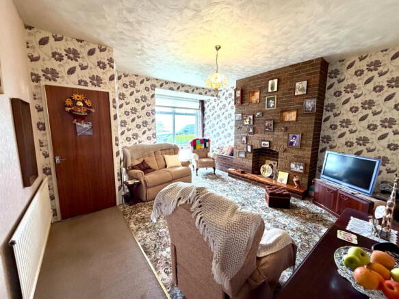3 bed Semi-Detached for sale Image 5
