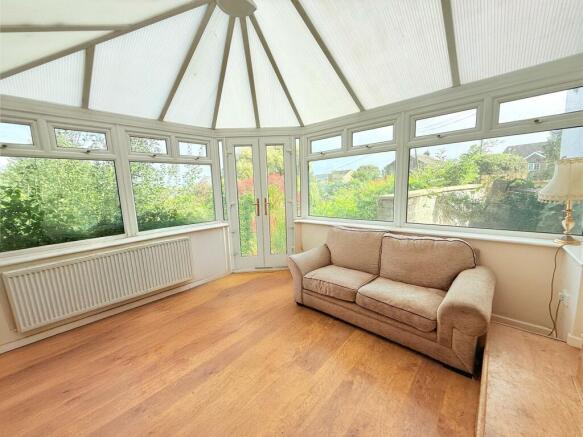 3 bed Semi-Detached for sale Image 8