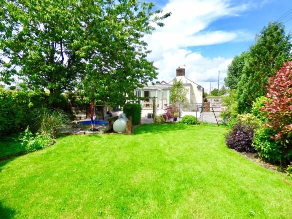 External - Gardens