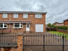 1j, Lee Green, Mirfield WF14 0AB