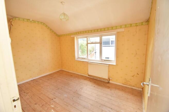 8 Water Street, Aberarth, Dyfed, SA46 0LN
