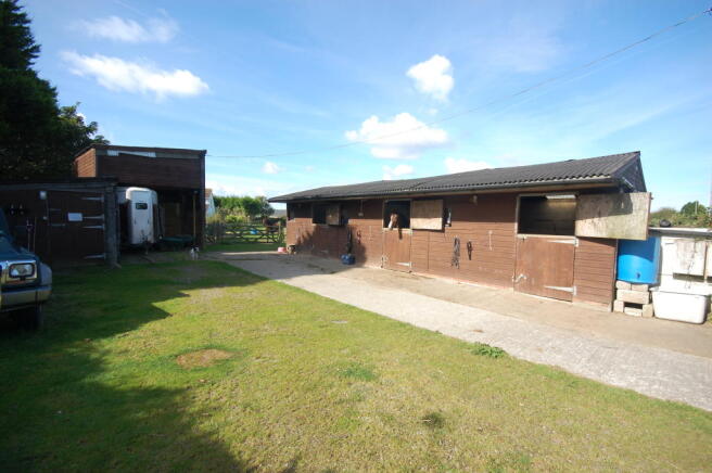 Stables/Trailer