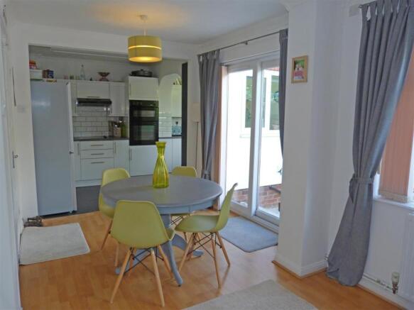 Dining Area 2