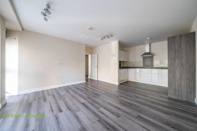 8501e6bc-643c-44b...