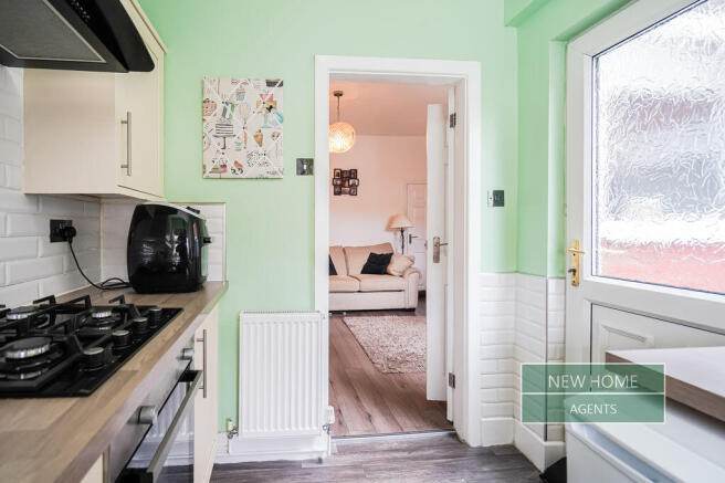 3 bed Terraced for sale Image 10