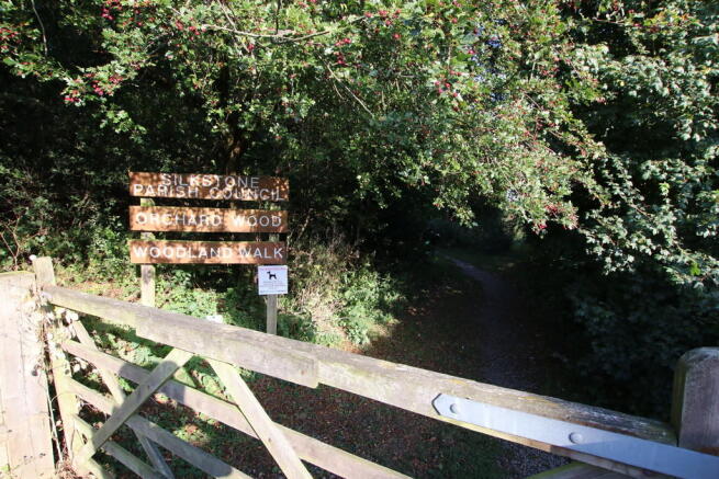 Silkstone Walk