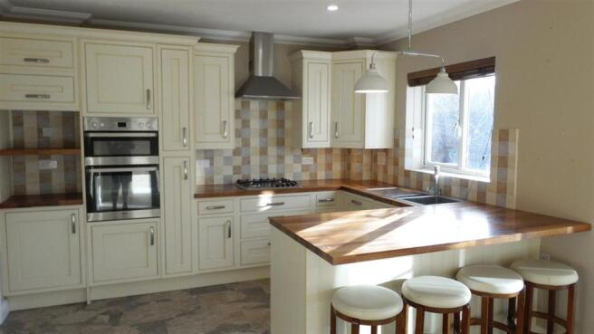 Open Plan Kitchen/ Dining Room