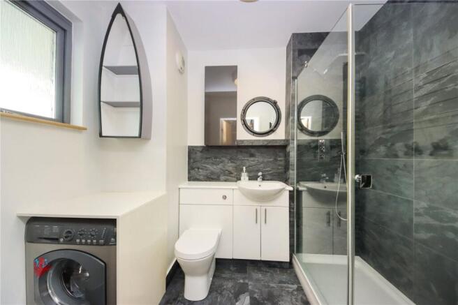 Bathroom/Wc