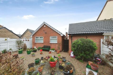 Greendale Close, Warsop, Mansfield, Nottinghamshire, NG20