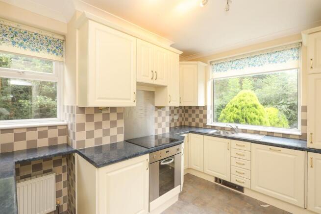 2 bed Detached Bungalow for sale Image 7