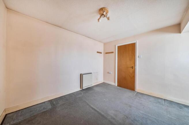 2 bed Apartment for sale Image 12