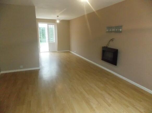 Lounge/Dining area