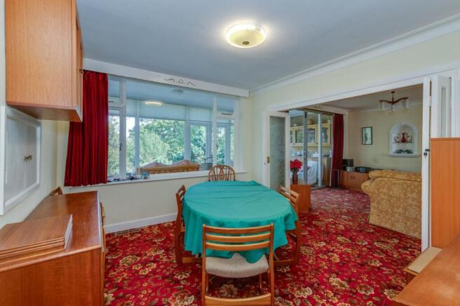 4 bed Detached for sale Image 10