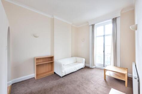 St Georges Square, Pimlico, London, SW1V