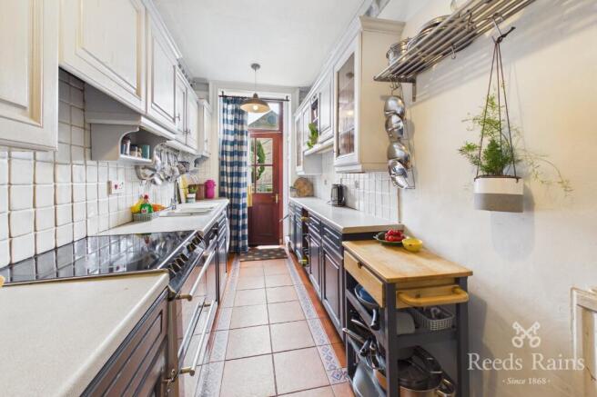 3 bed Terraced for sale Image 9
