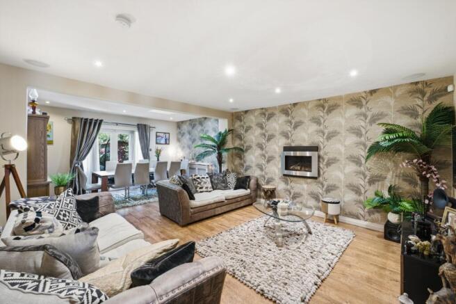 Main Lounge