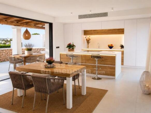 Luxury villa with license near the sea in Arenal d'en Castell