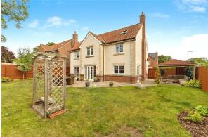 6, Willow Bridge Close, Stockton-on-tees TS21 1BF