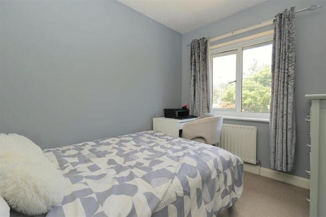 3 bed Town House for sale Image 9