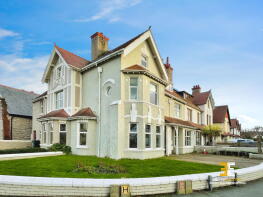 Apartment 1, Carlyn, St David's Road, Llandudno LL30 2UL