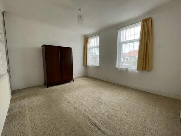 Bedroom (maximum