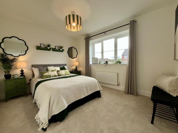 4 bed Detached for sale Image 8