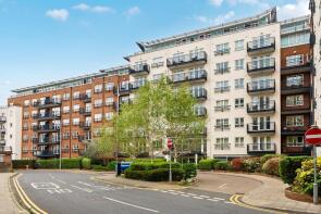 Flat 9 Alexander House, Royal Quarter, Seven Kings Way, Kingston Upon Thames KT2 5BY