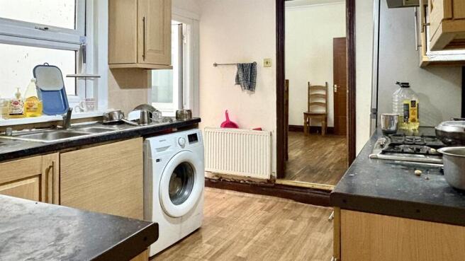 21, Thorpe Road London, E6 2HS