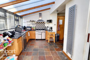 8, Ledwell Drive, Leicester LE3 8BG
