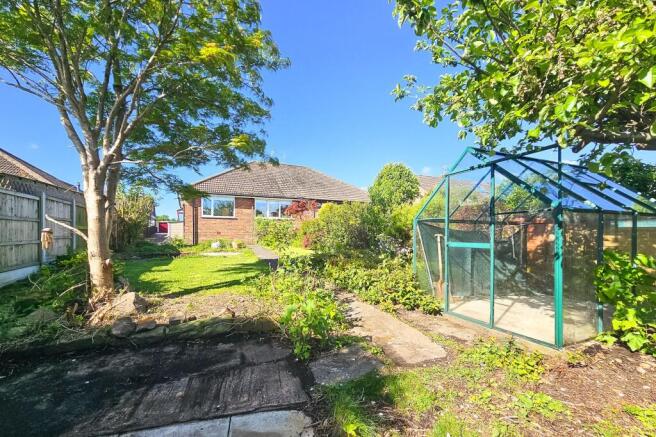 3 bed Bungalow for sale Image 5