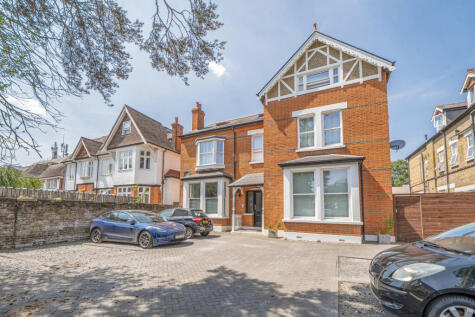 Montpelier Avenue, Ealing, London